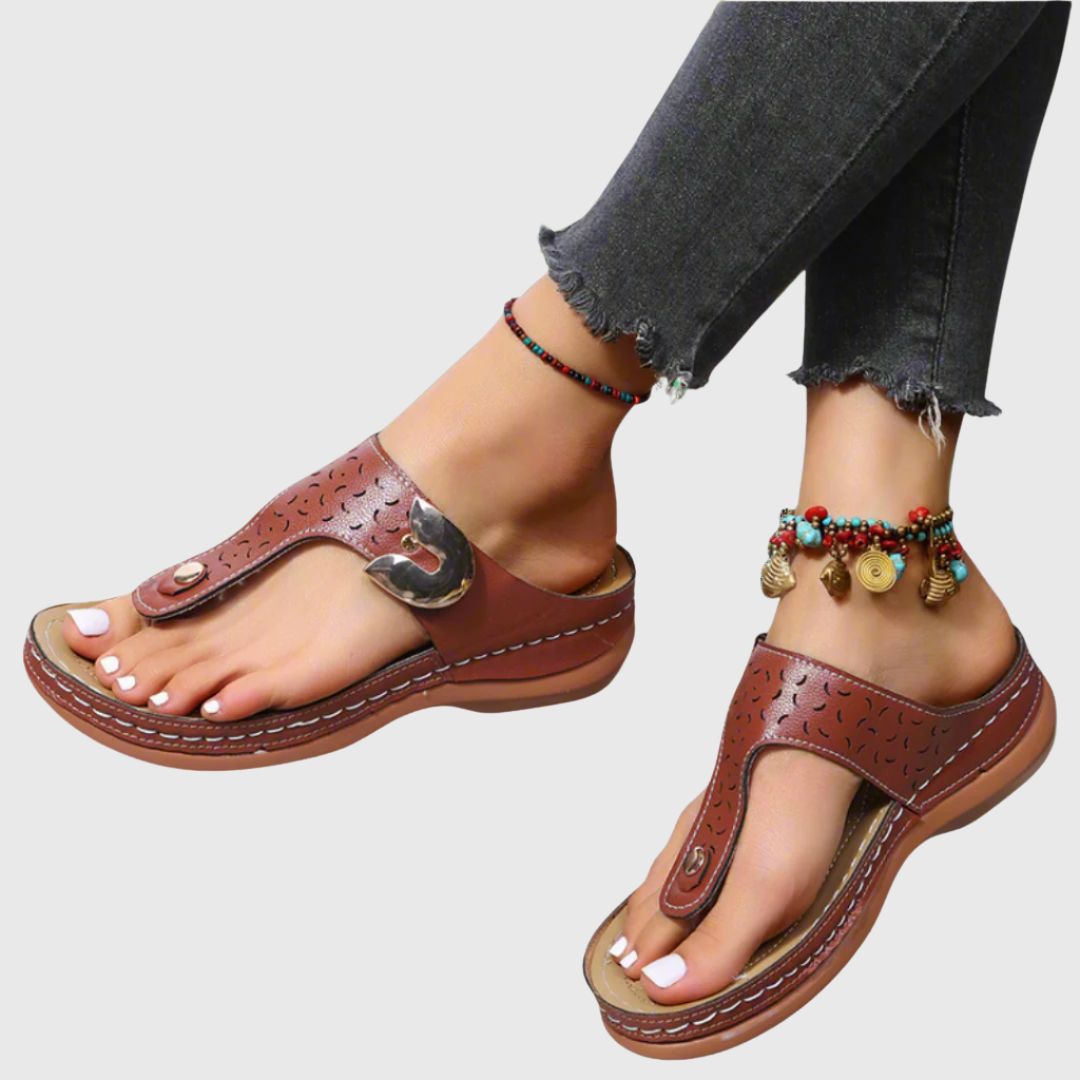 Cameron | Buckle Sandals